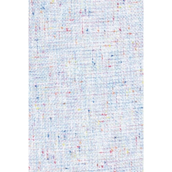 Eliza J - Picture 5 of 5